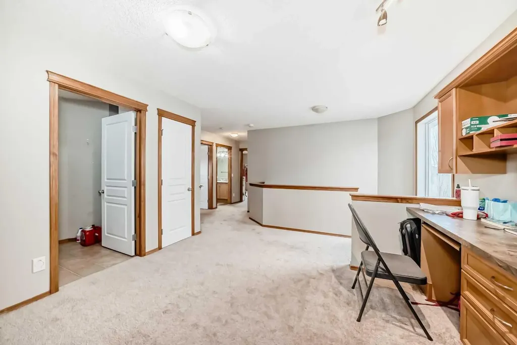 225 Kincora Heights NW Calgary AB T3R 1N6