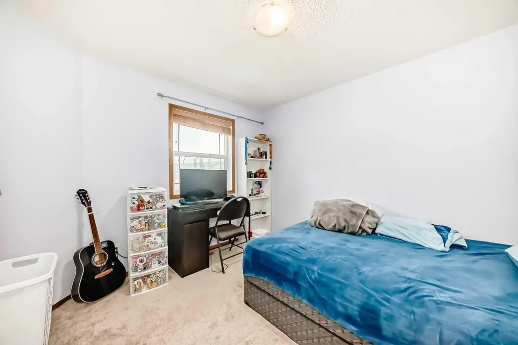 225 Kincora Heights NW Calgary AB T3R 1N6