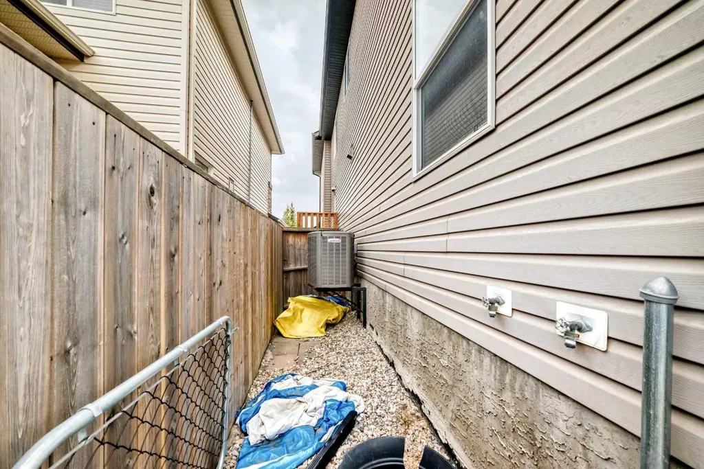 225 Kincora Heights NW Calgary AB T3R 1N6