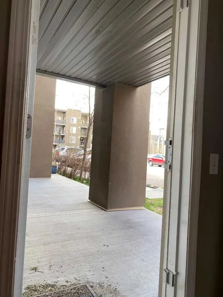 403 Mackenzie Way SW Airdrie AB T4B 3V7