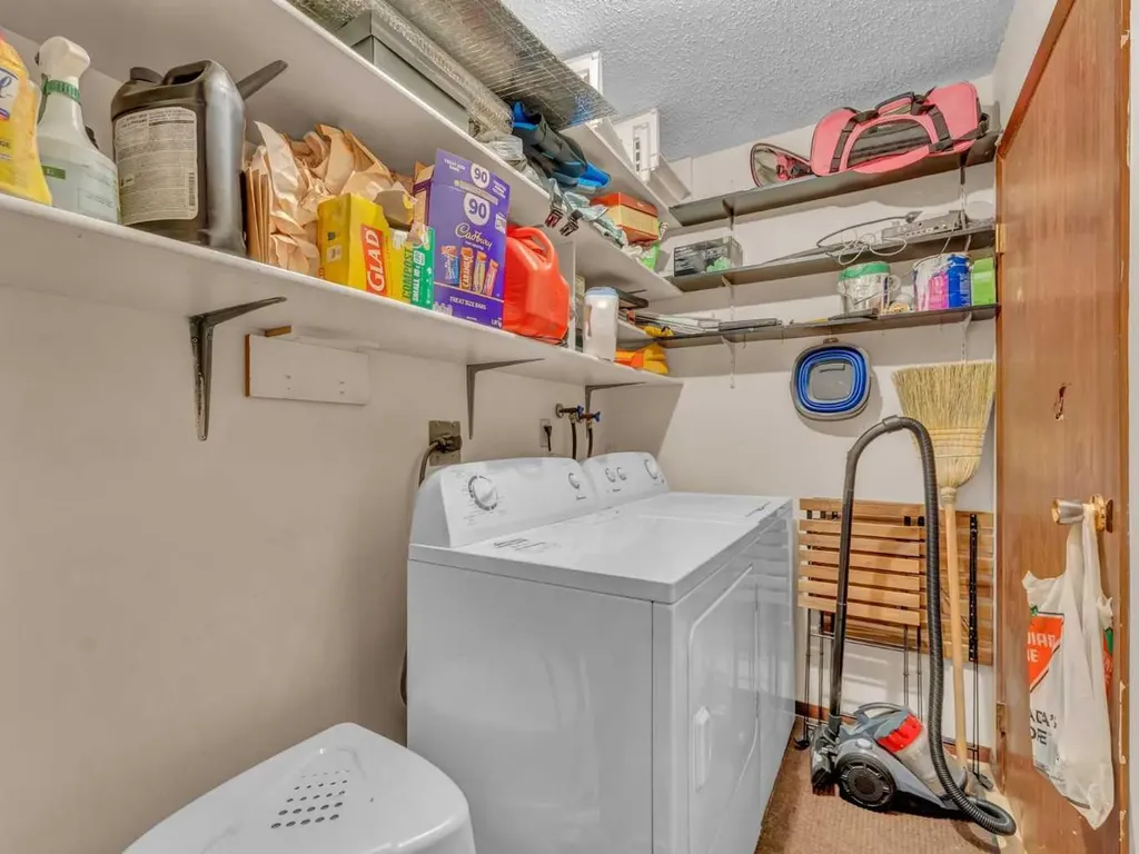 437 3 Avenue Bassano AB T0J0B0