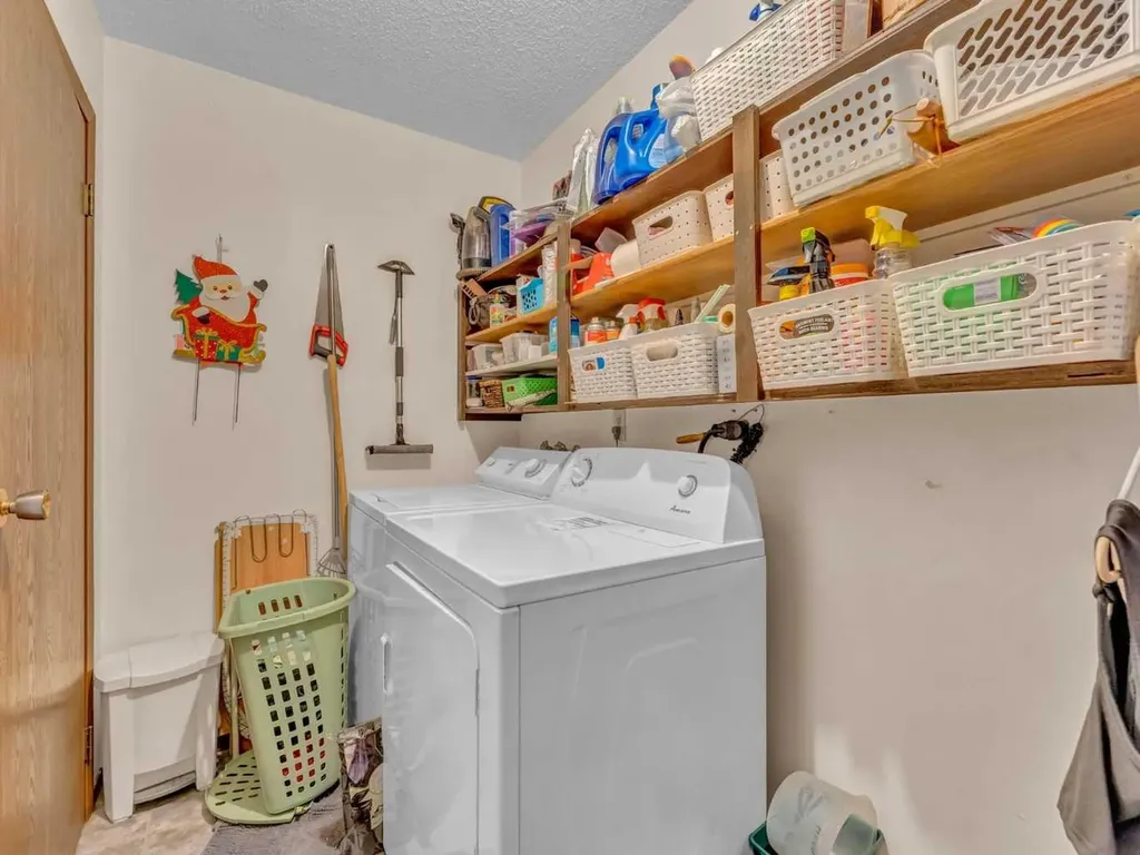 437 3 Avenue Bassano AB T0J0B0