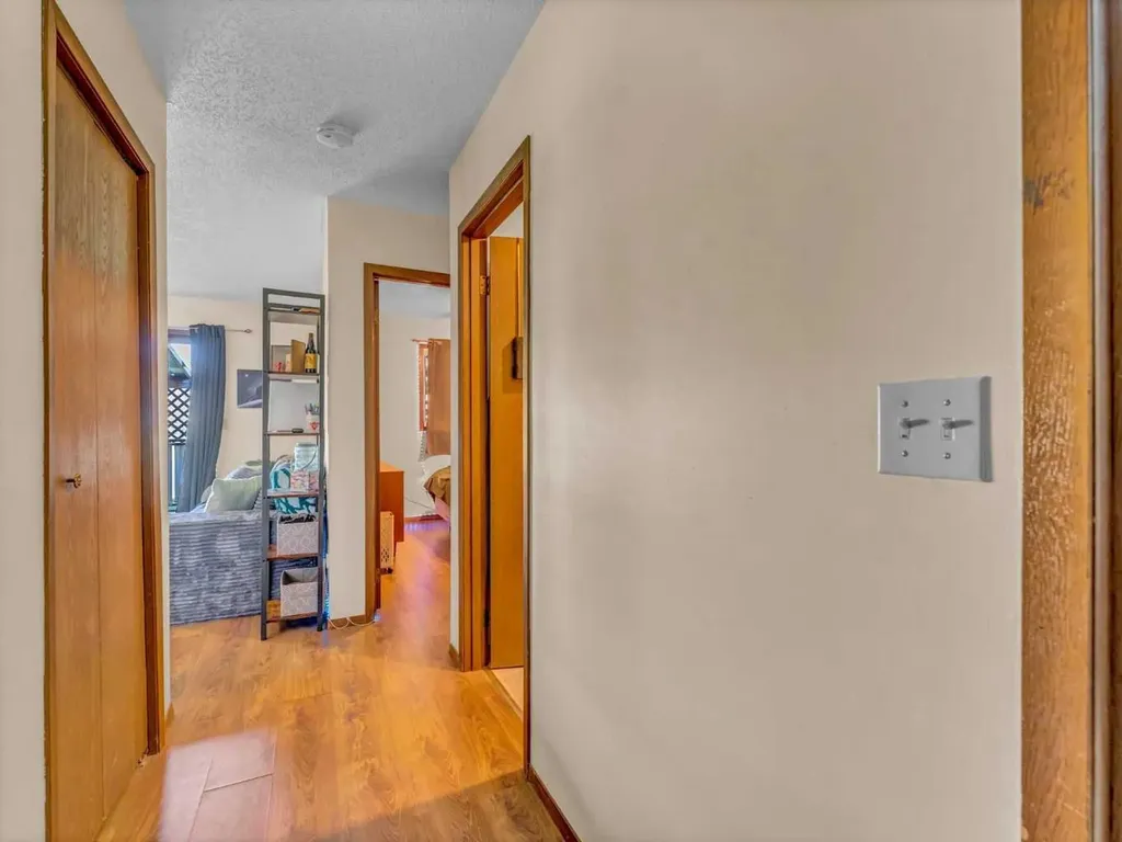 437 3 Avenue Bassano AB T0J0B0