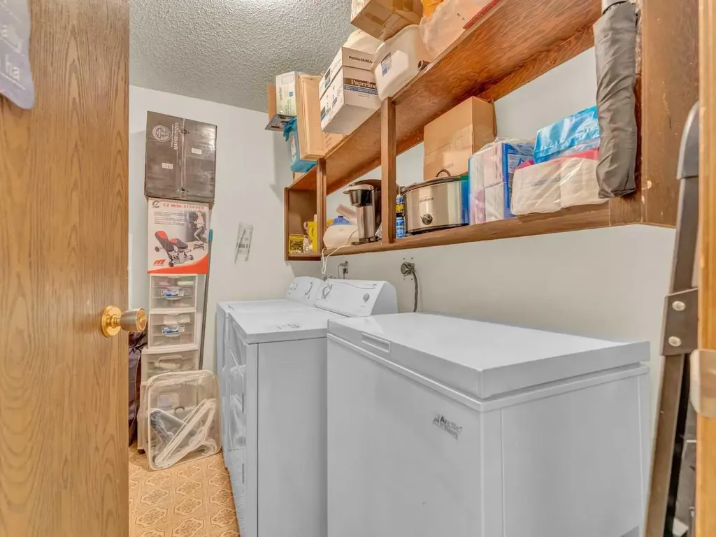 437 3 Avenue Bassano AB T0J0B0