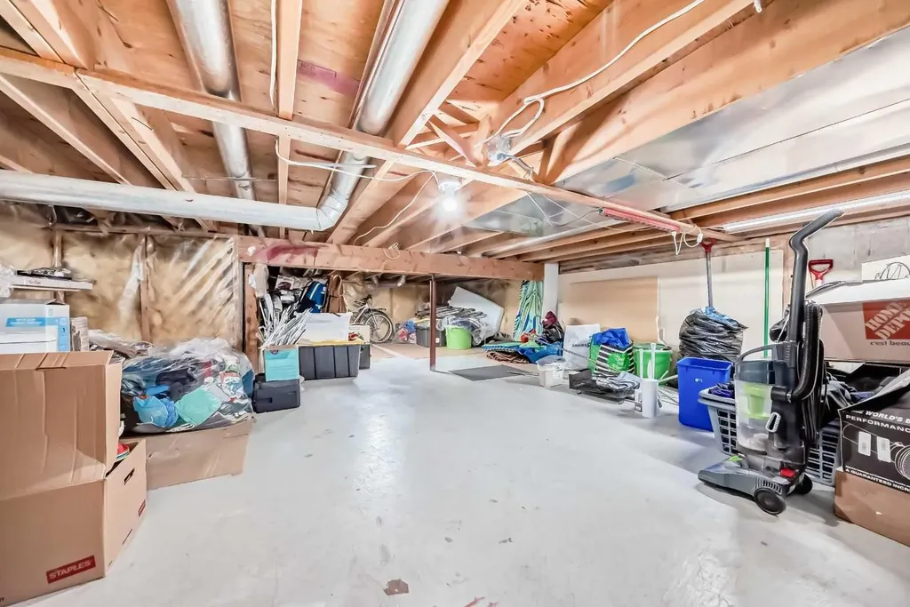 15 Falshire Terrace NE Calgary AB T3J3B1