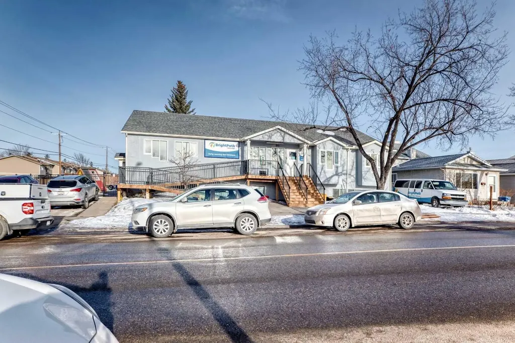 15 Falshire Terrace NE Calgary AB T3J3B1
