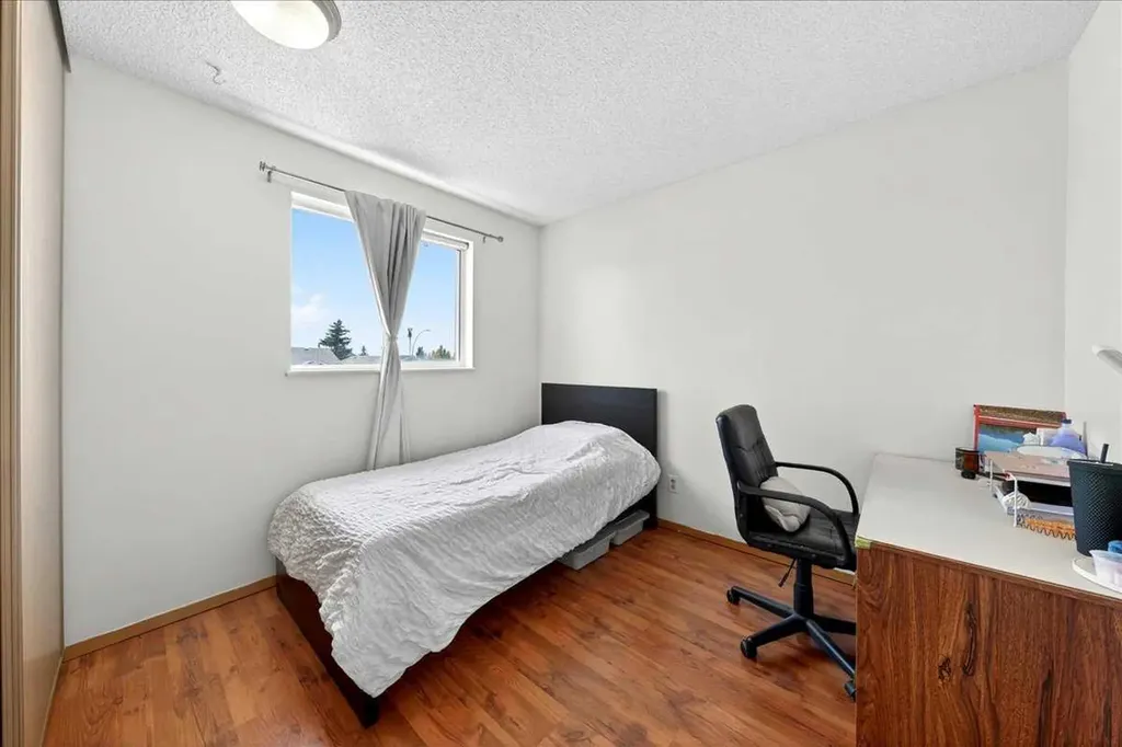 124 Martinwood Court NE Calgary AB T3J 3H2