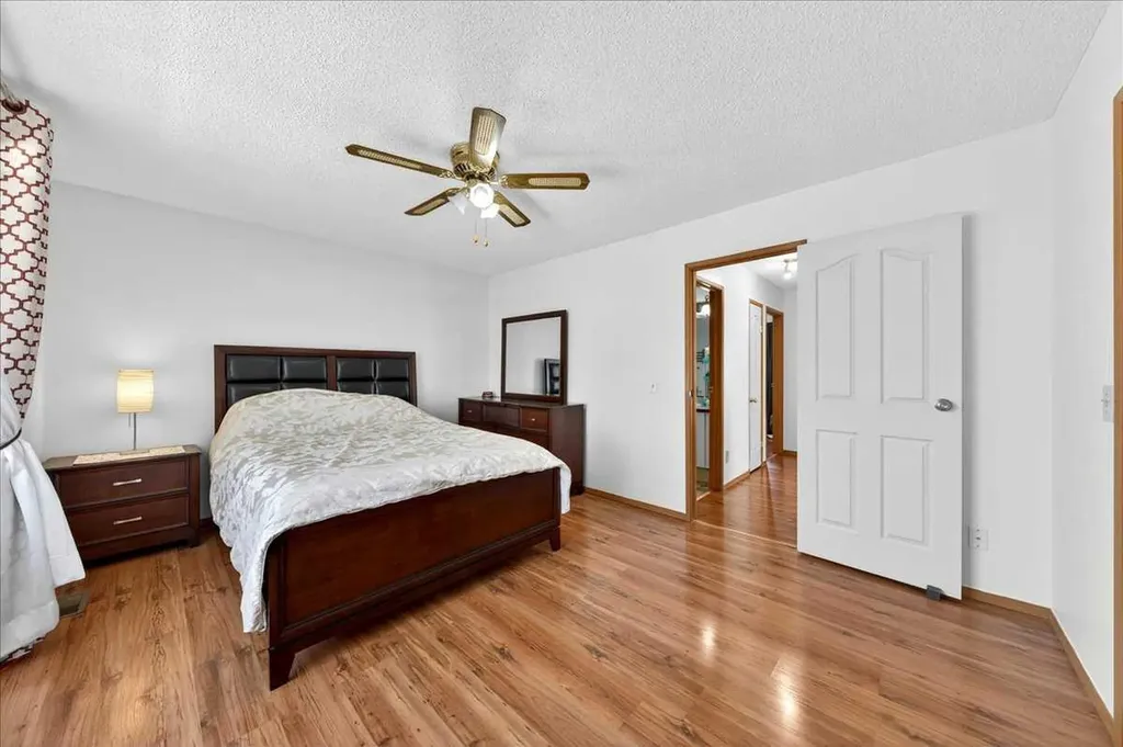124 Martinwood Court NE Calgary AB T3J 3H2