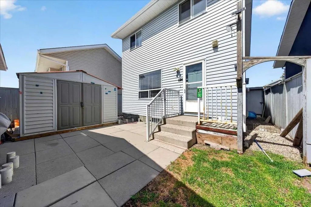 124 Martinwood Court NE Calgary AB T3J 3H2