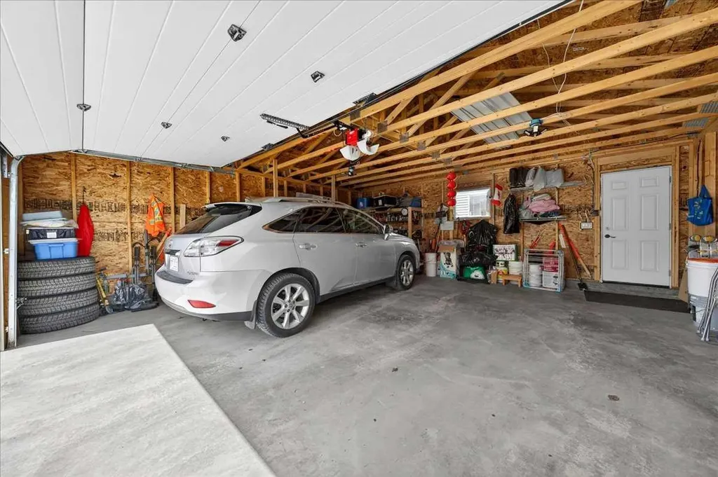 124 Martinwood Court NE Calgary AB T3J 3H2