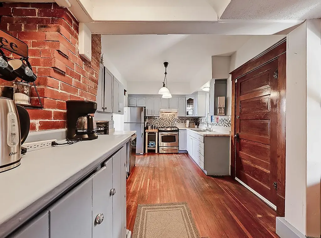 5136 54 Avenue Stavely AB T0L 1Z0