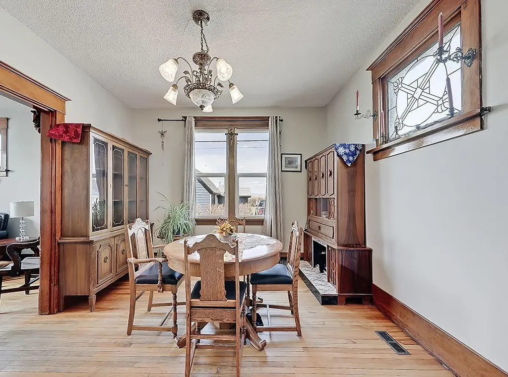 5136 54 Avenue Stavely AB T0L 1Z0