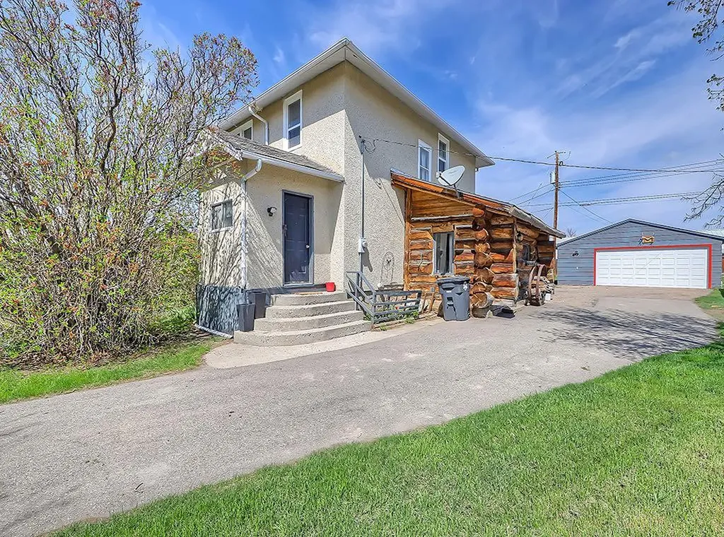 5136 54 Avenue Stavely AB T0L 1Z0