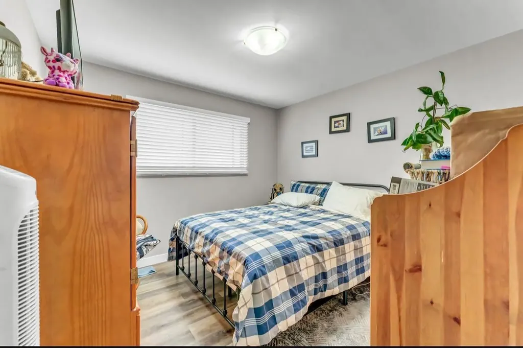1804 29 Street SE Medicine Hat AB T1A 2J1