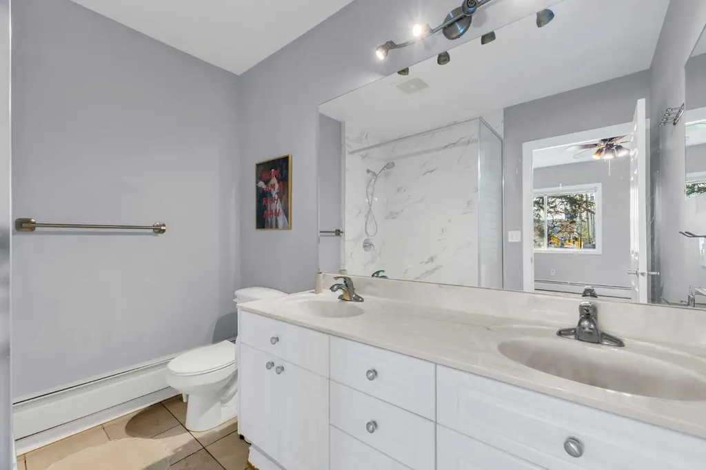 426 8 Avenue NE Calgary AB T2E0R2