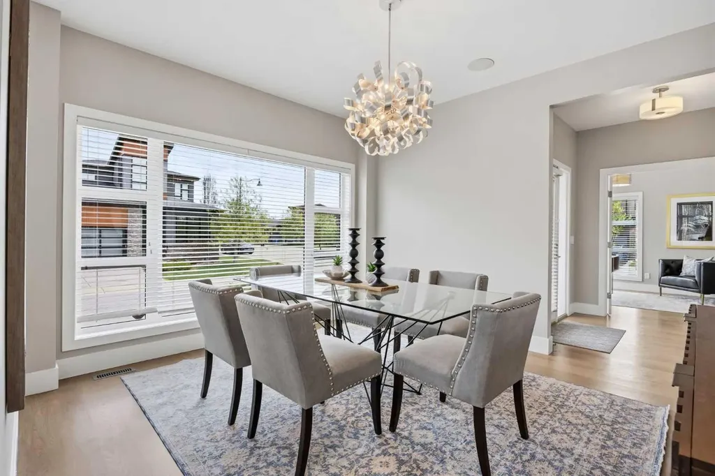 81 West Point Close SW Calgary AB T3H 0X4