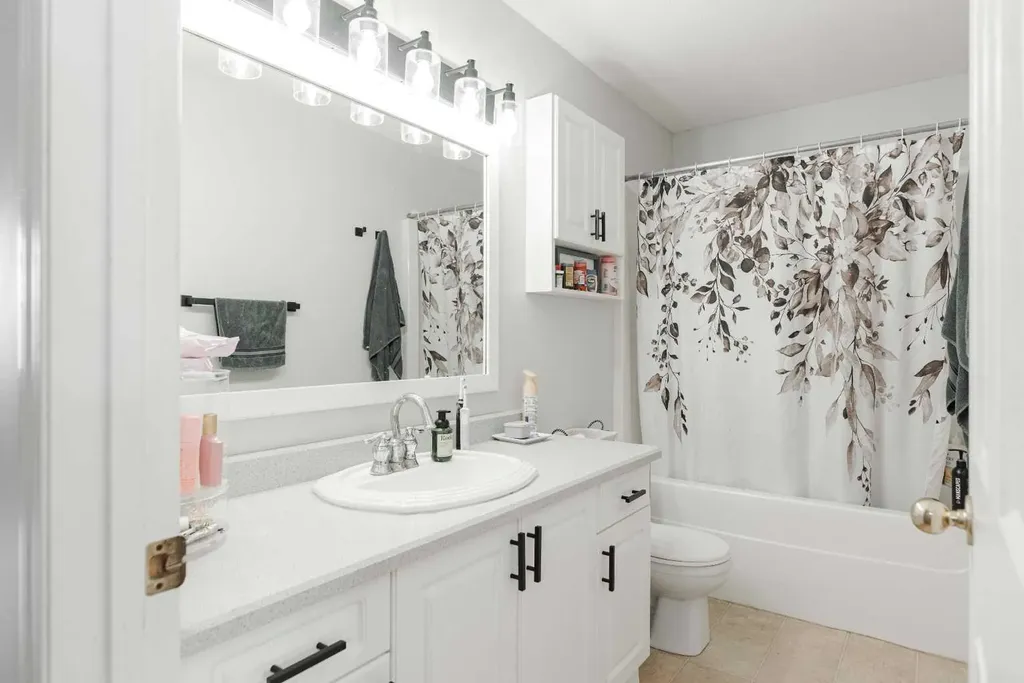 122 Wolff Way Fort Mcmurray AB T9H 5G6