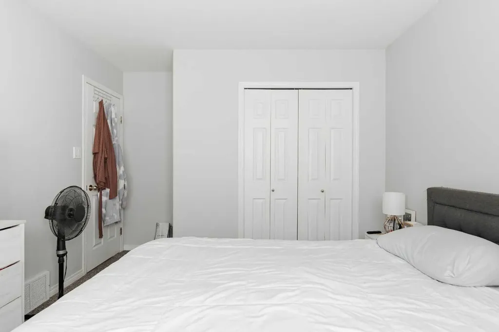 122 Wolff Way Fort Mcmurray AB T9H 5G6