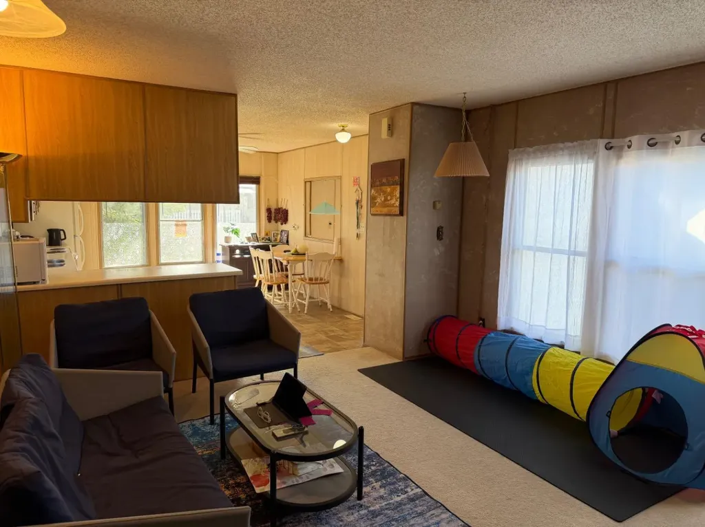 5302 Birch Road Olds AB T4H1M2
