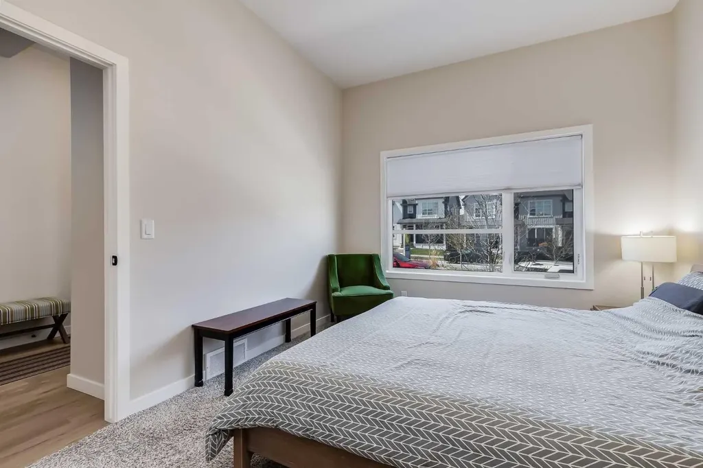 146 Highview Gate SE Airdrie AB T4A 3L6
