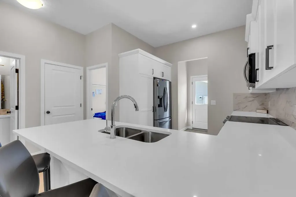 146 Highview Gate SE Airdrie AB T4A 3L6