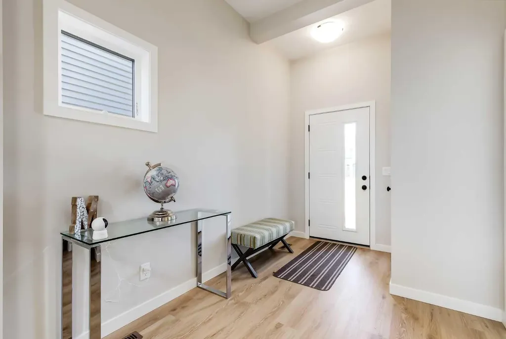 146 Highview Gate SE Airdrie AB T4A 3L6
