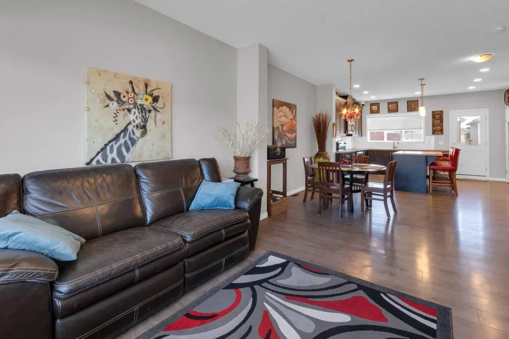 188 Sundown Road Cochrane AB T4C 2M5