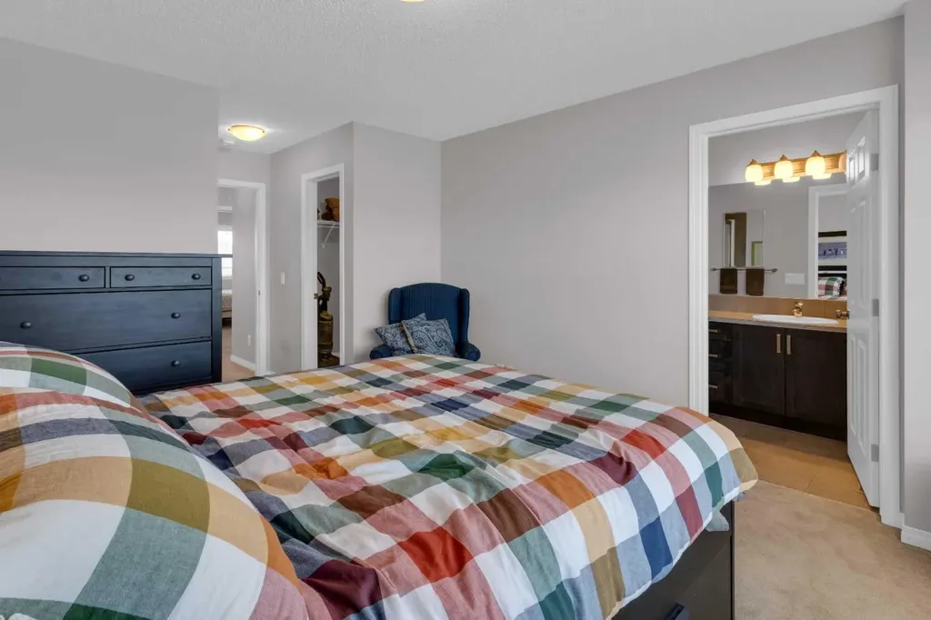188 Sundown Road Cochrane AB T4C 2M5