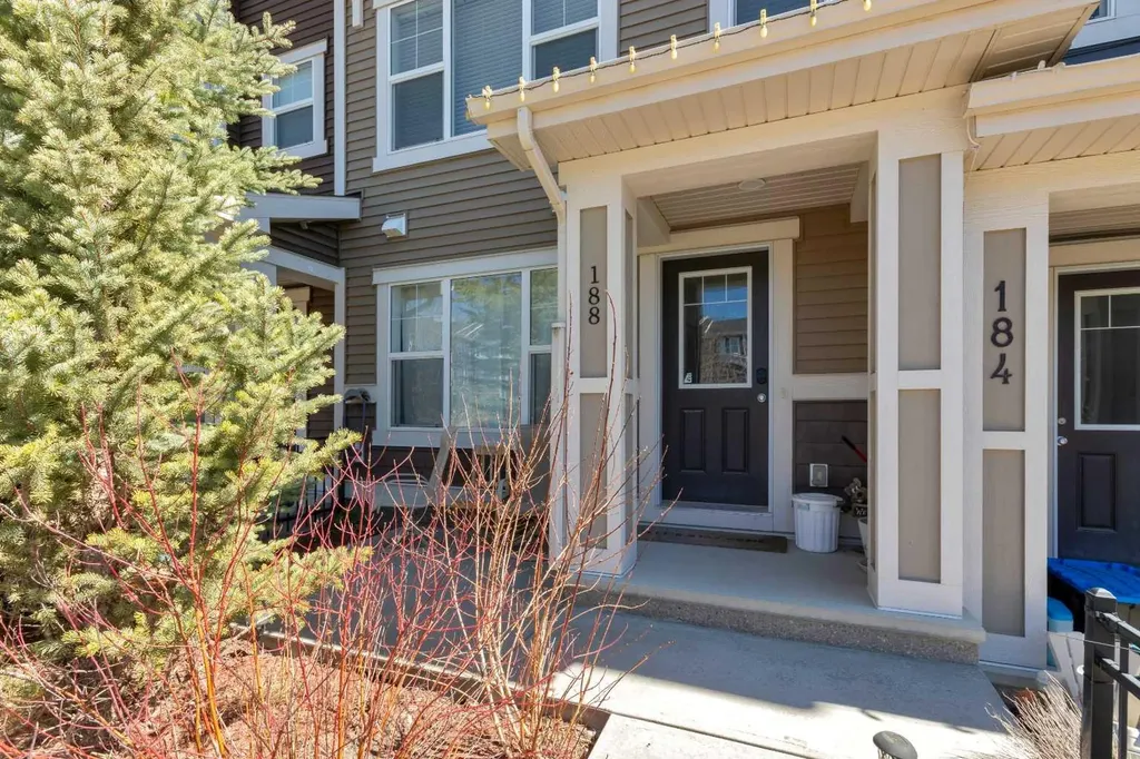 188 Sundown Road Cochrane AB T4C 2M5