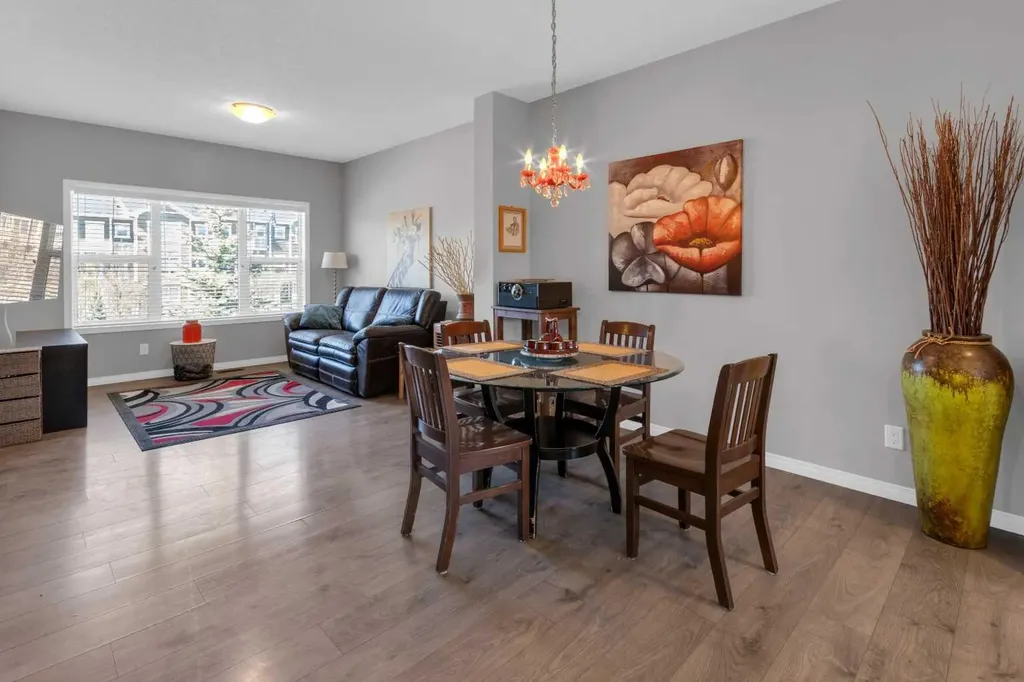 188 Sundown Road Cochrane AB T4C 2M5