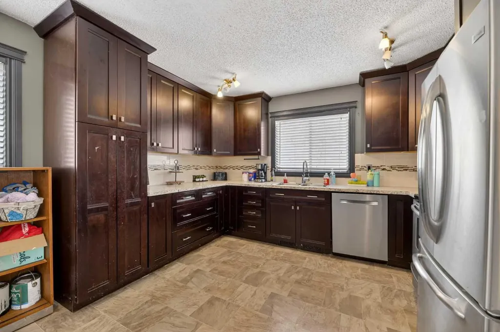 409 400 Southridge Place Didsbury AB T0M 0W0
