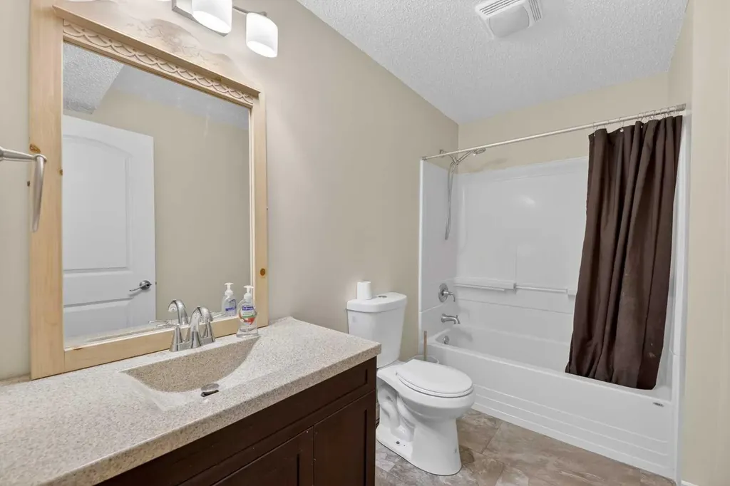 409 400 Southridge Place Didsbury AB T0M 0W0
