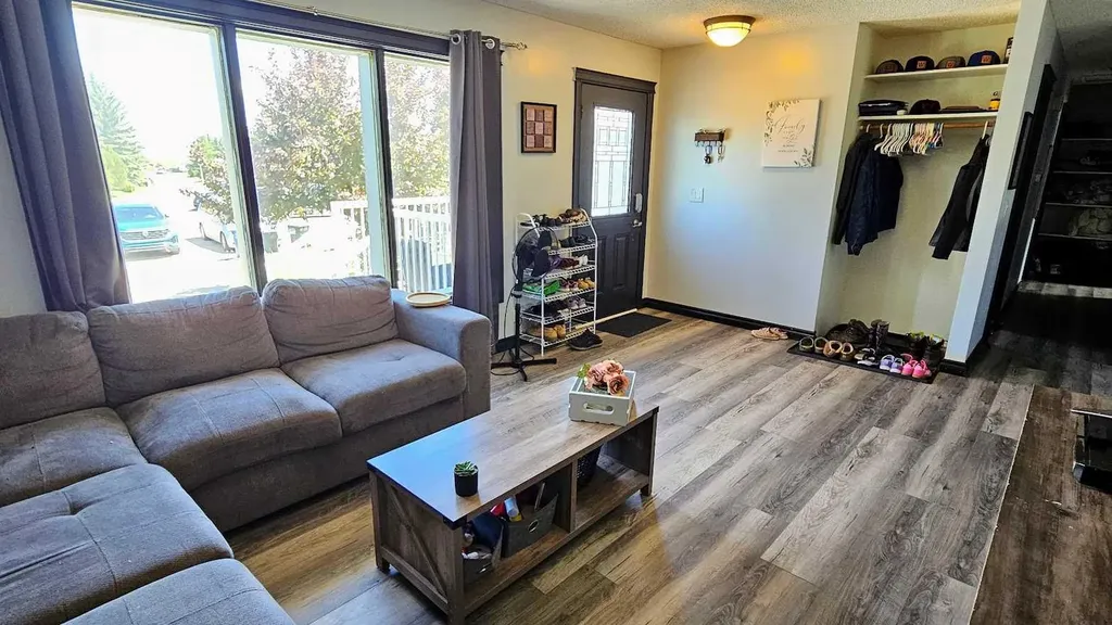 409 400 Southridge Place Didsbury AB T0M 0W0