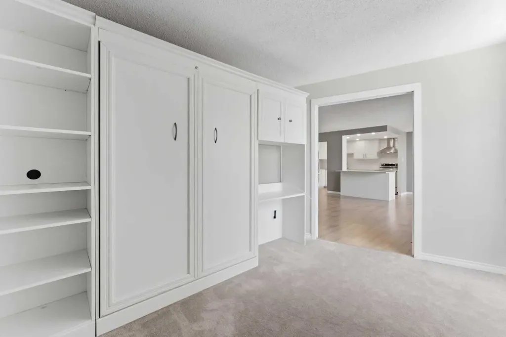 1334 14 Avenue SW Calgary AB T3C 0W2