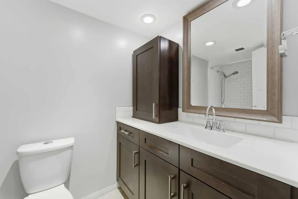 1334 14 Avenue SW Calgary AB T3C 0W2