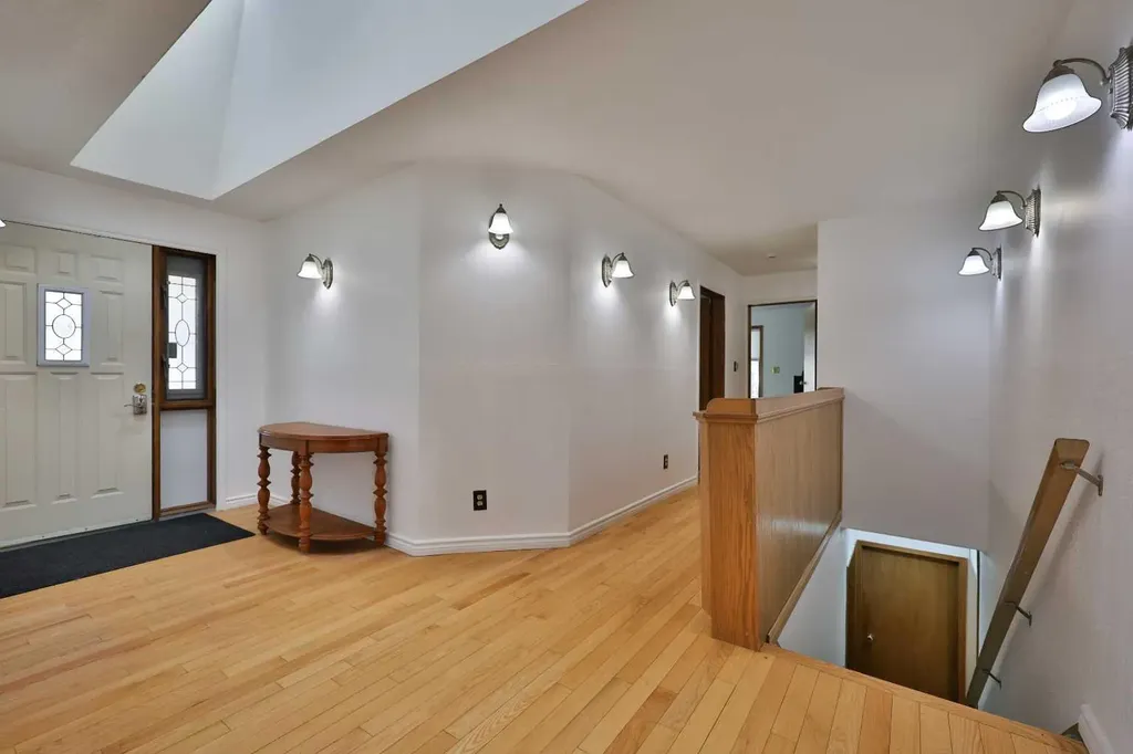 369 S 2 Street W Magrath AB T0K 1J0
