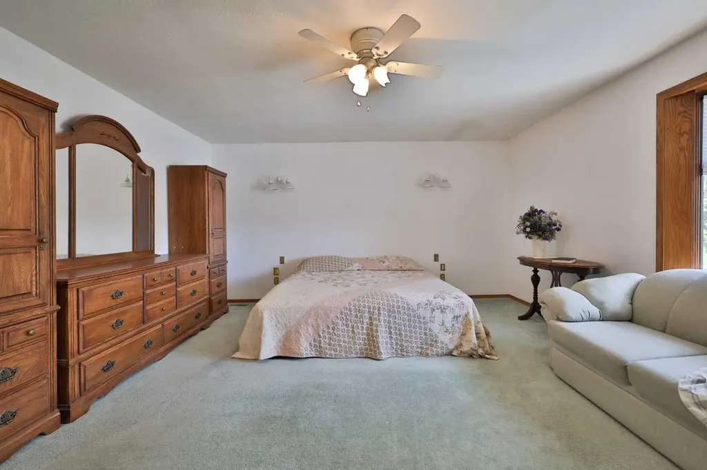 369 S 2 Street W Magrath AB T0K 1J0