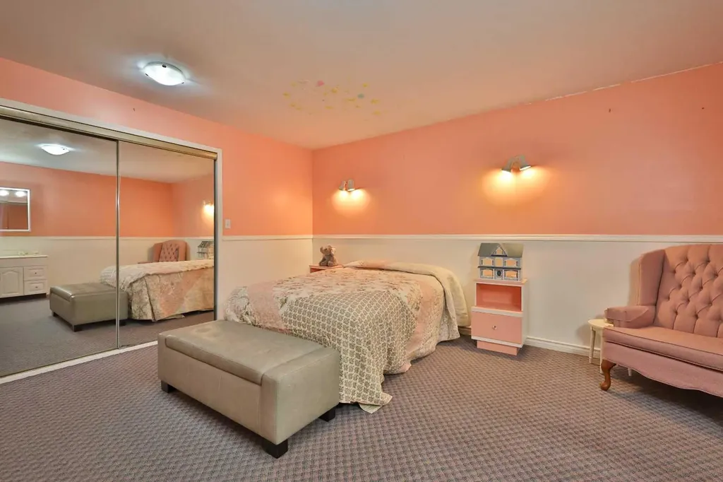369 S 2 Street W Magrath AB T0K 1J0