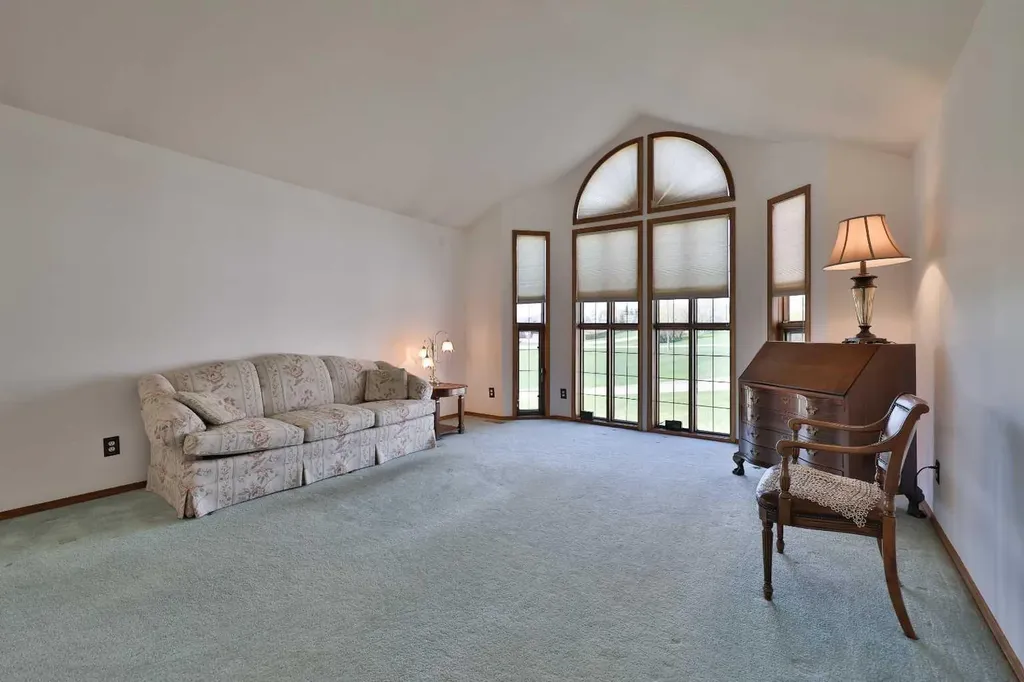 369 S 2 Street W Magrath AB T0K 1J0
