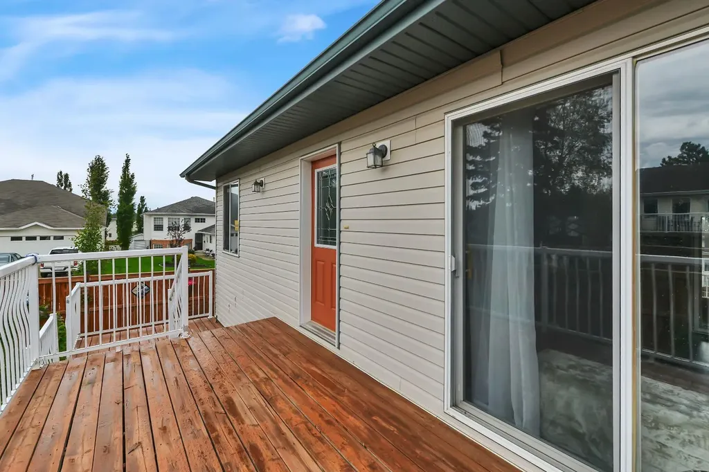 1 Pell Close Sylvan Lake AB T4S 1W8