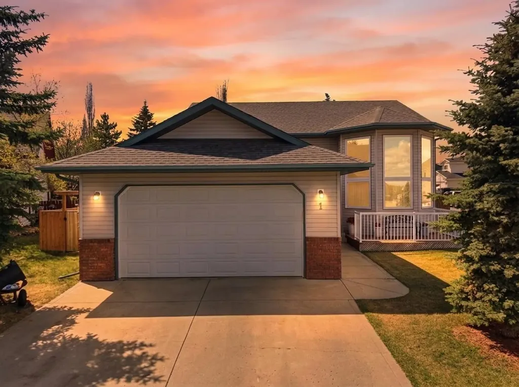 1 Pell Close Sylvan Lake AB T4S 1W8