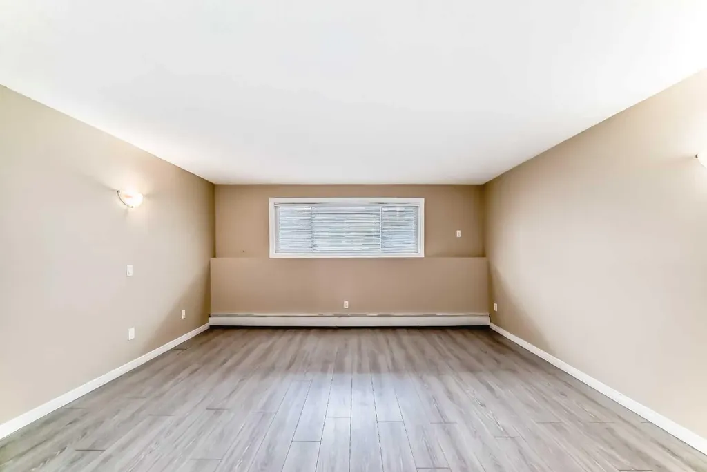 730 2 Avenue NW Calgary AB T2N0E3