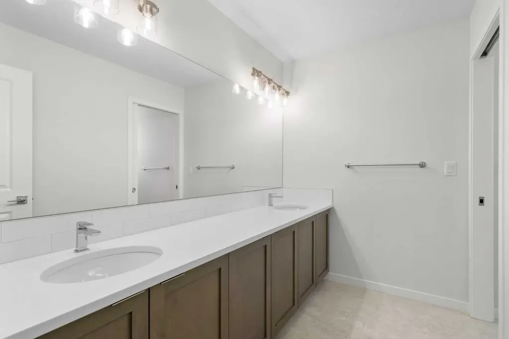 675 Buffaloberry Manor SE Calgary AB T3M 3Z3