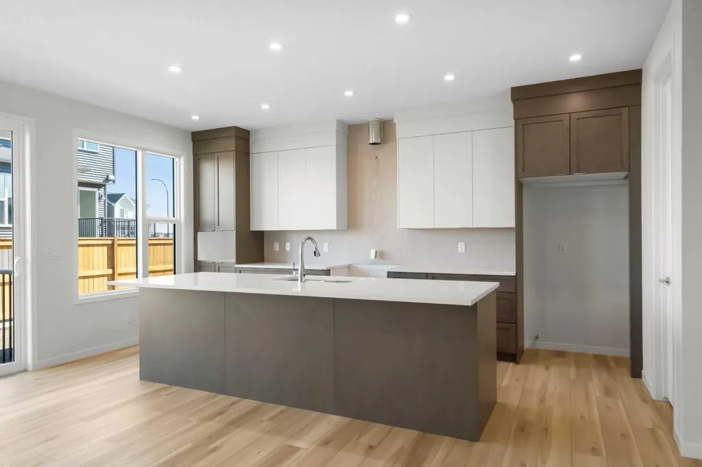 675 Buffaloberry Manor SE Calgary AB T3M 3Z3