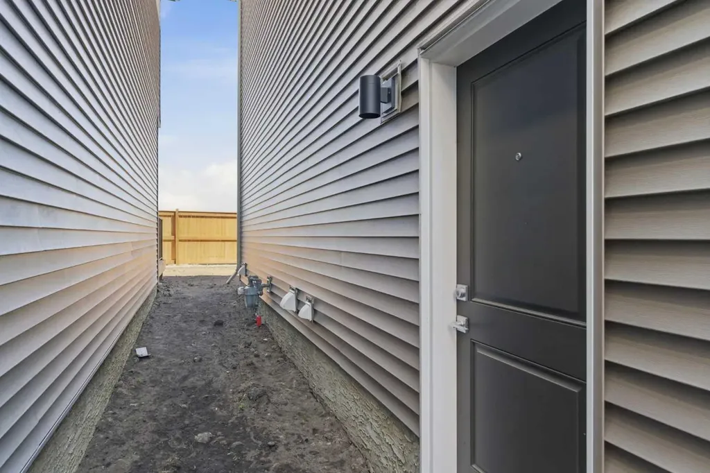 675 Buffaloberry Manor SE Calgary AB T3M 3Z3