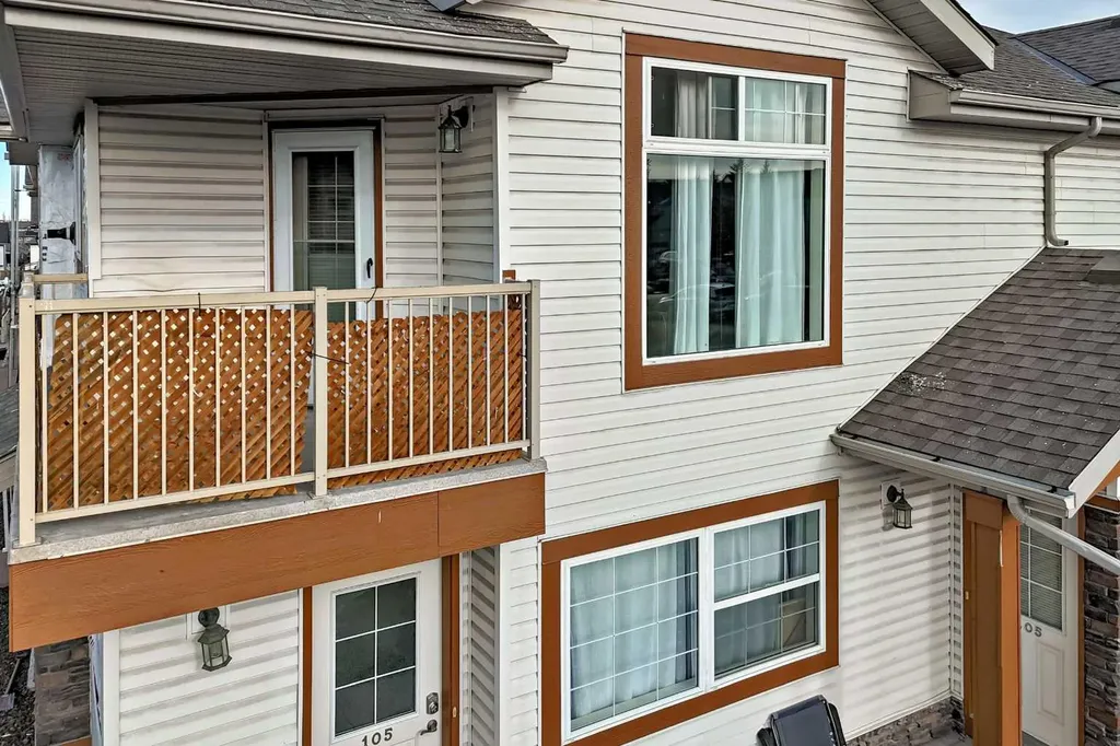 20 Panatella Landing NW Calgary AB T3K0K8