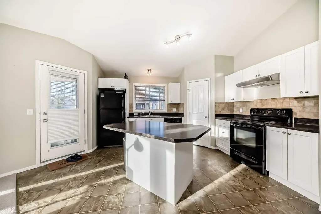 20 Panatella Landing NW Calgary AB T3K0K8