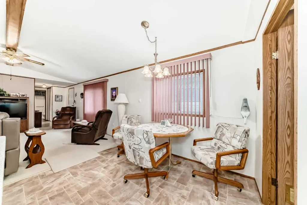 99 Arbour Lake Road NW Calgary AB T3G 4E4