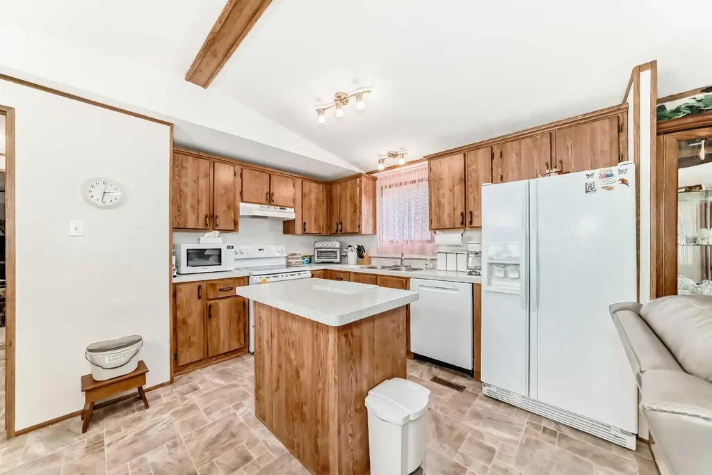 99 Arbour Lake Road NW Calgary AB T3G 4E4