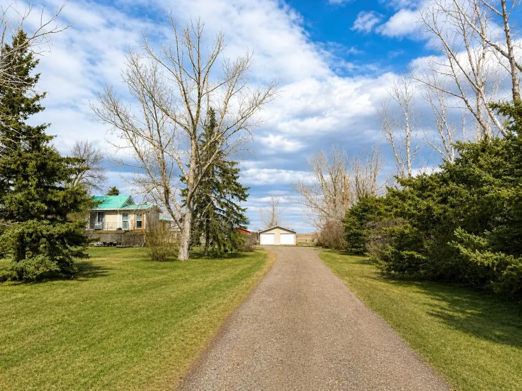 292234 Township Road 264 Rural Rocky View County AB T4A0N3